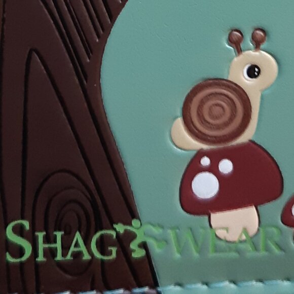 *NWT Shagwear Green Woodland Forest Deer Owl Slim Bifold Wallet Vegan Leather - Picture 3 of 7